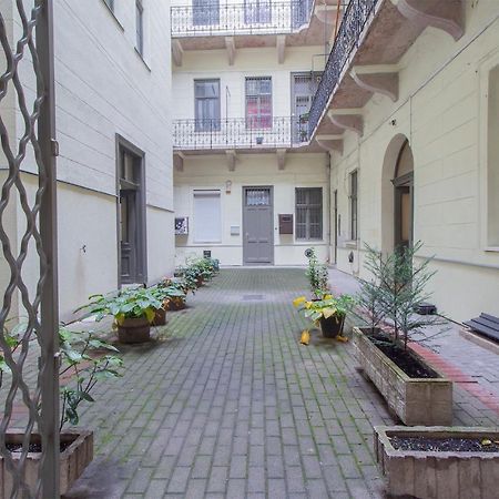 Weiner Cozy Apartment 布达佩斯 外观 照片